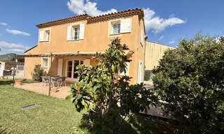 Maison 5 Pièces 122 m² à vendre à Peyrolles-en-Provence (13860)