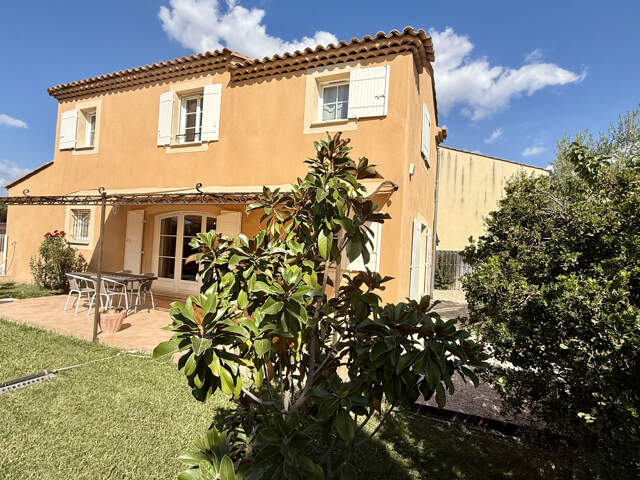 PEYROLLES EN PCE : Maison de style Bastide provençale — photo du bien