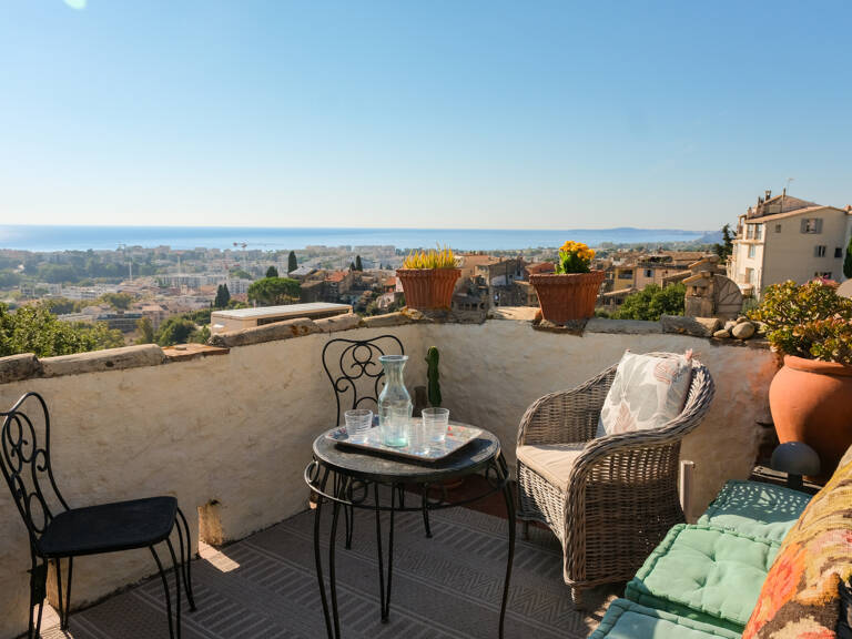 HAUT-DE-CAGNES -- MAISON DE CHARME 2 CHAMBRES, TERRASSES AVEC — photo 1
