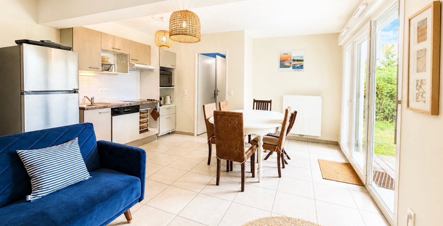 ARES - JOLI APPARTEMENT T3 PROCHE CENTRE VILLE ET BASSIN — photo 1