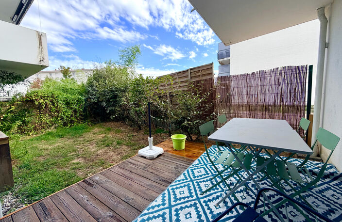 ARES - JOLI APPARTEMENT T3 PROCHE CENTRE VILLE ET BASSIN — photo 2
