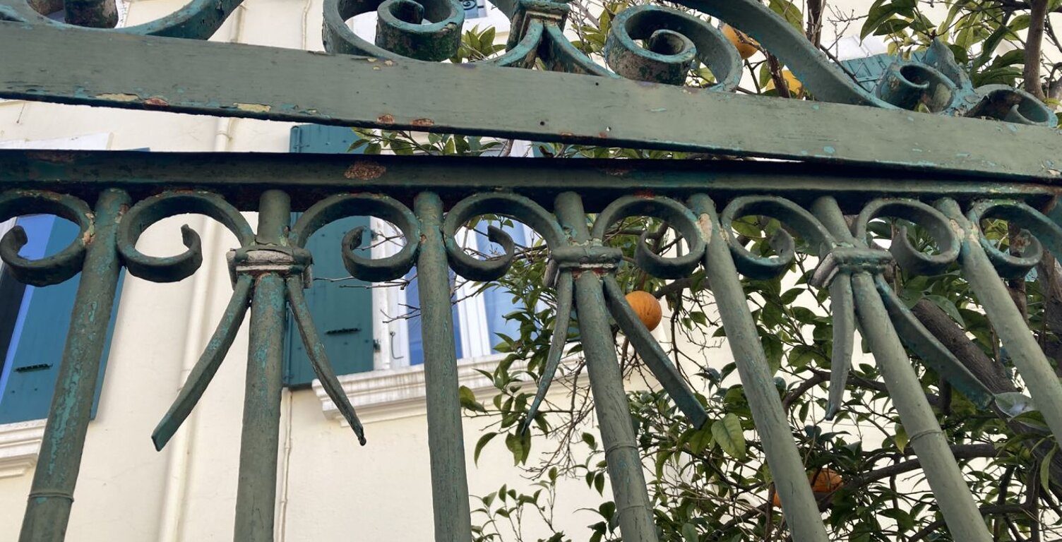 Immeuble petite cour — photo 1