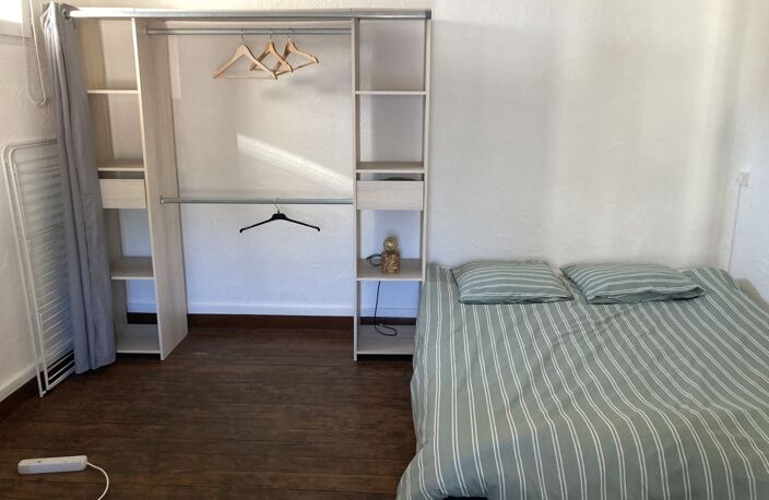 Immeuble petite cour — photo 5