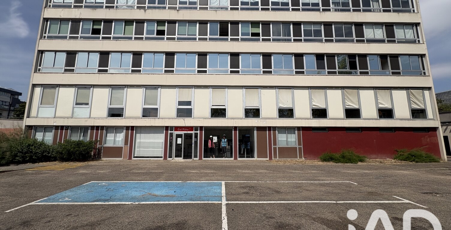 Vente Immeuble 1 368 m&sup2; — photo 1