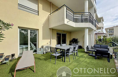 Appartement Roquebrune Sur Argens 2 pièces 48,43 m2 avec terrasse de 35 m2 et parking — photo du bien