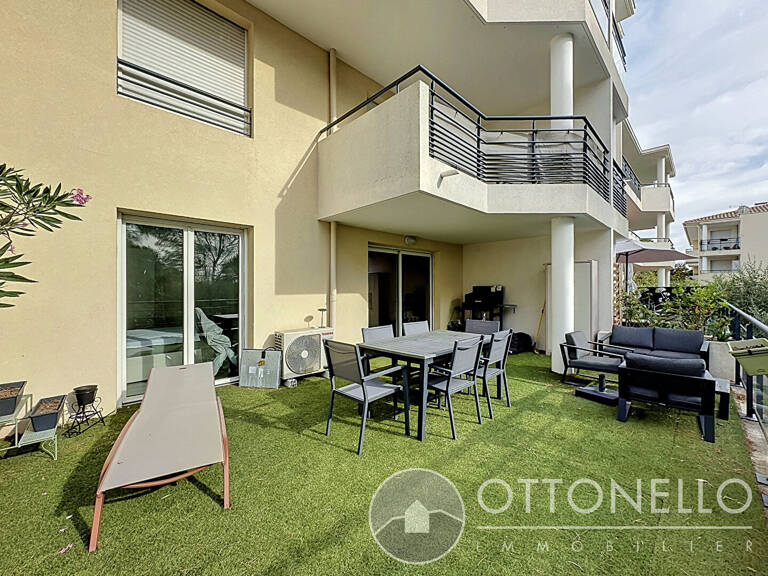 Appartement Roquebrune Sur Argens 2 pièces 48,43 m2 avec terrasse de 35 m2 et parking — photo 1