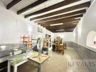 Local commercial — photo 2