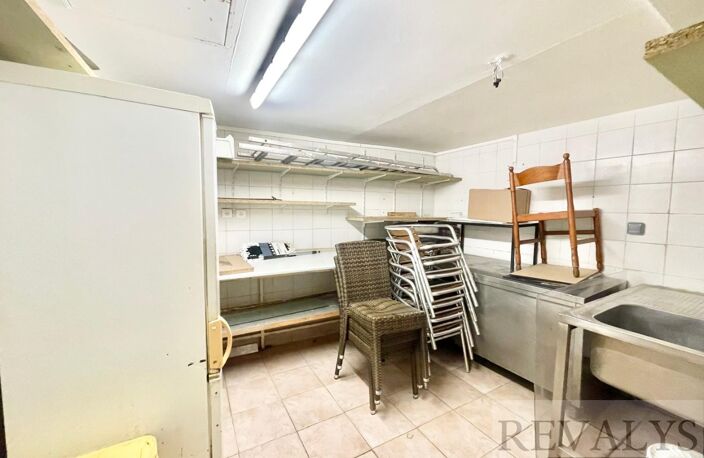 Local commercial — photo 4