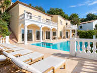 VILLA D'EXCEPTION DE 287 M² - VUE MER - PISCINE À DÉBORDEMENT — photo 2