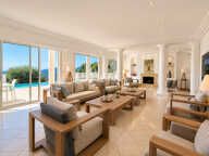 VILLA D'EXCEPTION DE 287 M² - VUE MER - PISCINE À DÉBORDEMENT — photo 3