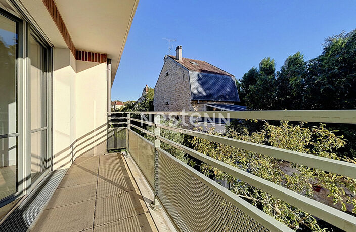 Appartement  à vendre sur la commune de L'Isle Adam - 2 chambres, 65.29 m2, 3 stationnements, cave — photo 2
