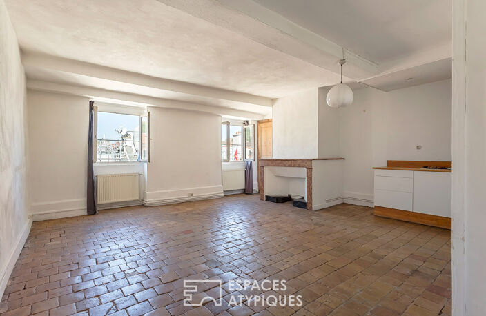 Dernier étage de caractère avec balcon et vue Fourvière — photo 4