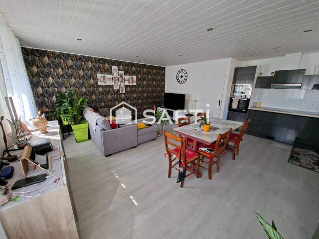 Maison 5 pièces et garage. — photo du bien