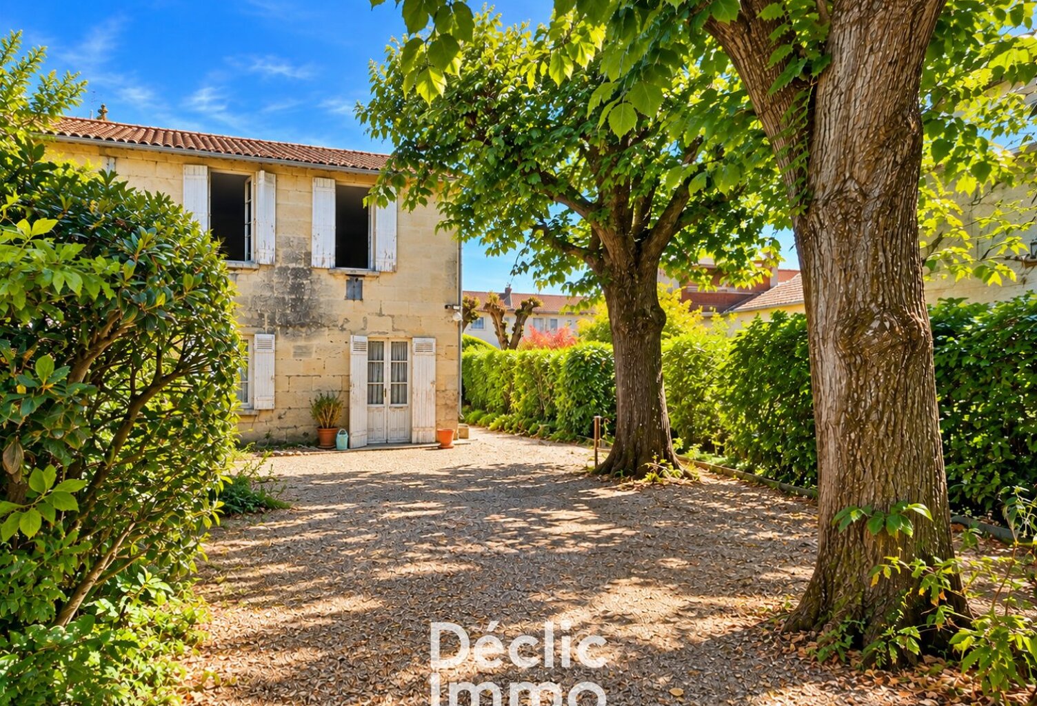 Maison en pierre à rénover -  Bouliac — photo 1