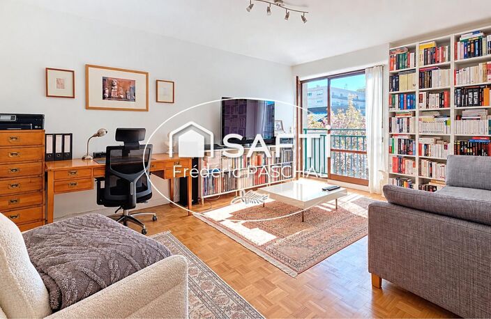 Appartement 2 pièces - Balcon / Cave / Parking — photo 2