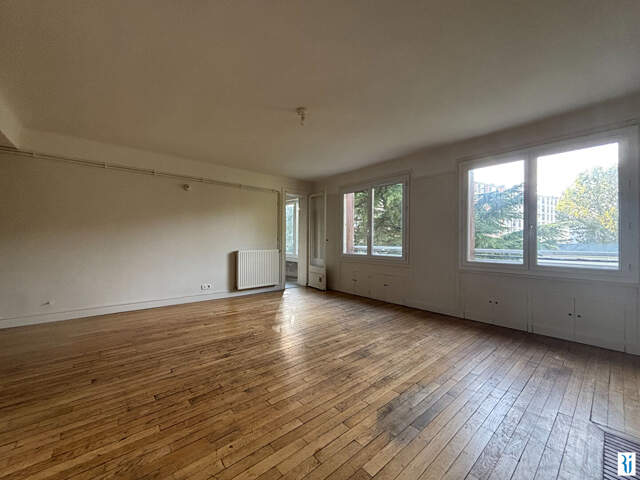 Appartement  2 pièces - 61.66 m2 Référence : 3554-321 — photo du bien