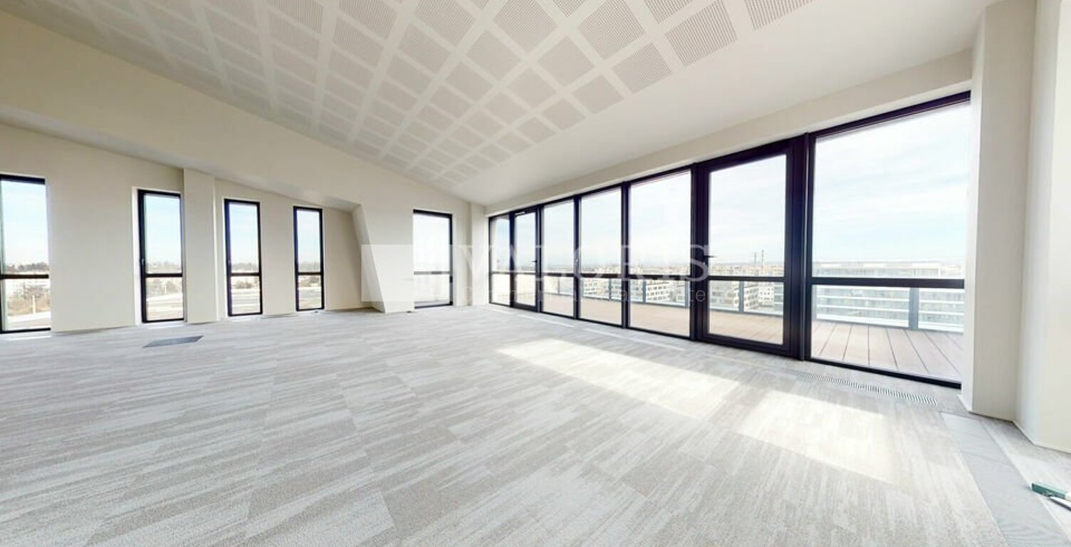 BUREAUX à LOUER — photo 1
