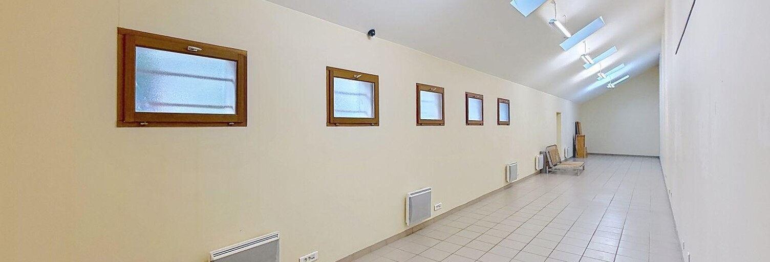Commerce  71 m² à louer à Marly-le-Roi (78160)