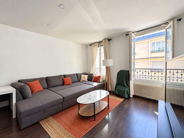 CLICHY - Vaste 2 pièces de 43 m2 — photo du bien