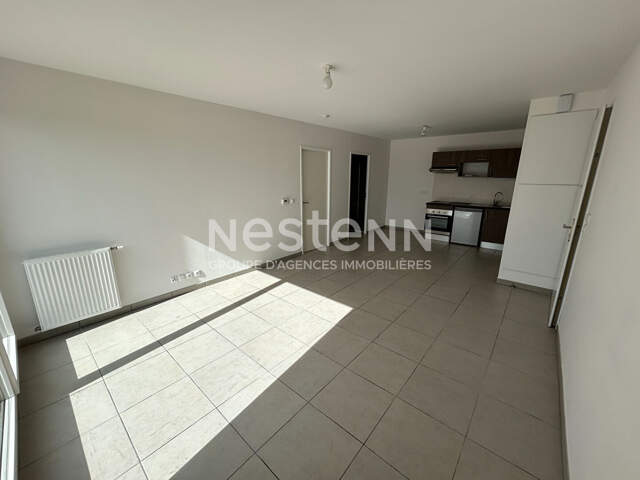 À LOUER T2 de 45 m²  Villeneuve-Tolosane (31270) — photo du bien
