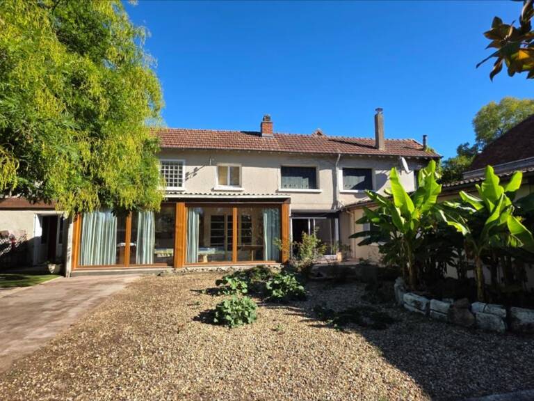 Maison 7 pièces 210 m² — photo 1