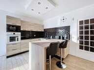 PRADES-LE-LEZ - VILLA FAMILIALE 160 M², TERRAIN 1 900 M² avec PISCINE 10 X 5, GARAGE DOUBLE ET SOUS-SOL 200 M² — photo 3