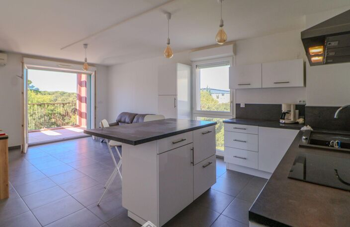 Appartement - 47m² - Marseille — photo 4