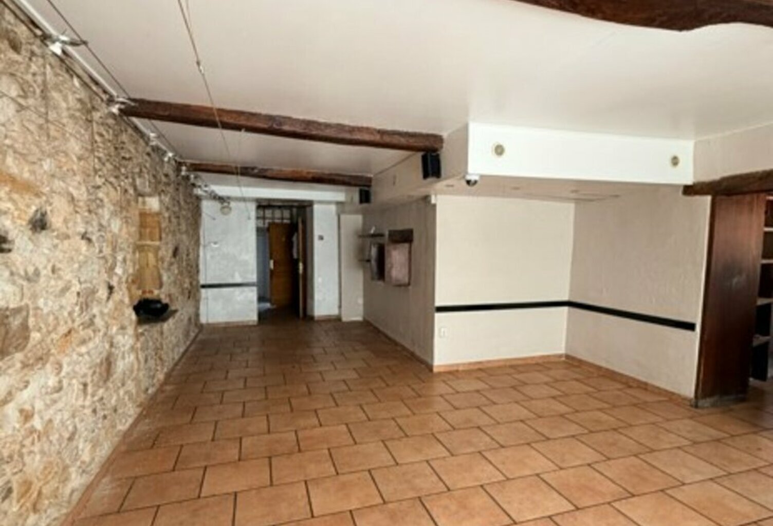 LOCAL COMMERCIAL à VENDRE — photo 1