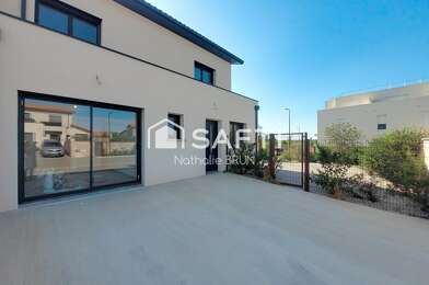 Maison 5 pièces 445200 €