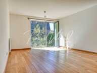 Appartement familial 3 pièces  à la location avec balcon plein sud et parking  Quartier du Trapèze — photo 2
