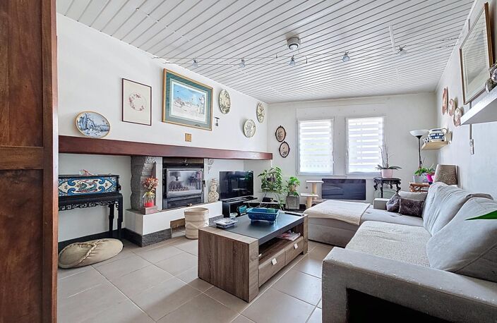 Maison rénovée de 158 m² avec terrasses, bureau et potentiel supplémentaire  Cœur d'Hérépian — photo 2