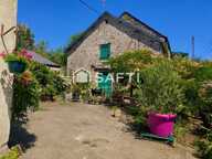 Maison en pierre avec dépendance à rénover — photo 2
