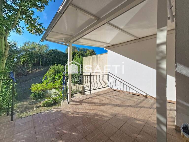 Belle maison familiale avec garage et jardin — photo 1