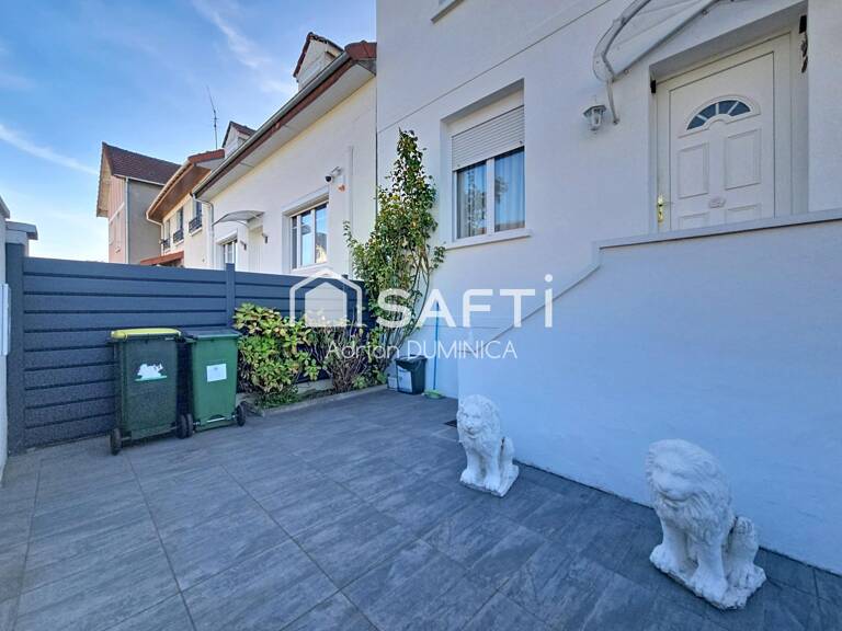 Belle maison familiale avec garage et jardin — photo 1