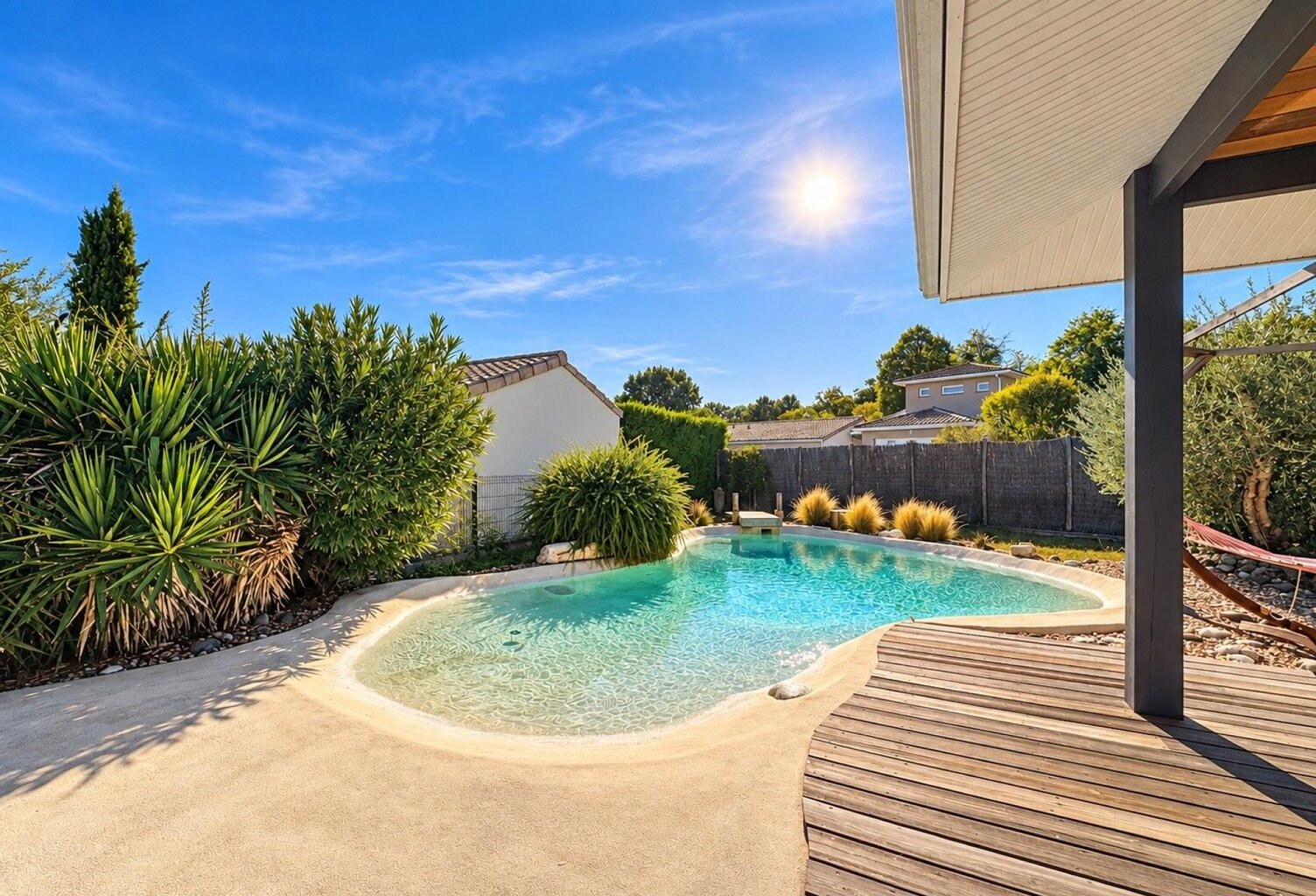 Maison de 143 m2 avec garage et piscine lagon — photo 1