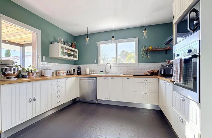 Maison de 143 m2 avec garage et piscine lagon — photo 4