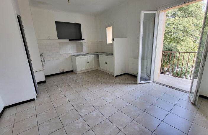 Appartement F2 avec balcons — photo 3