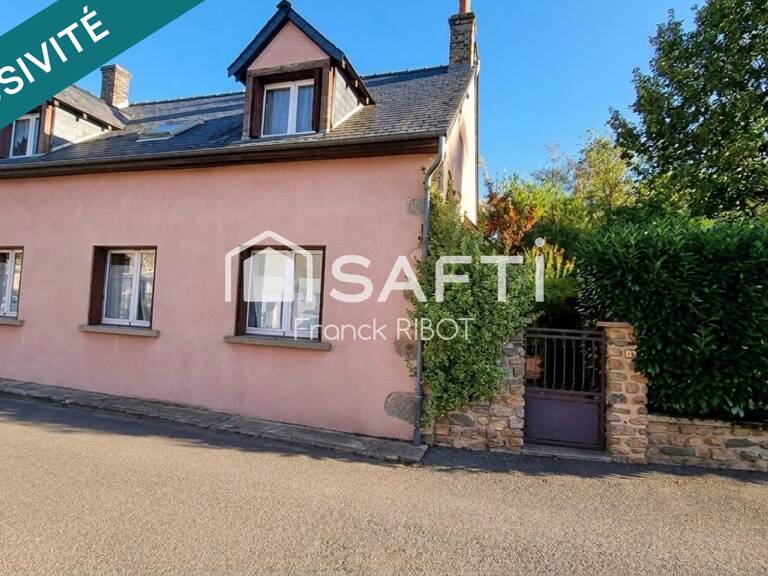 Maison de village avec cour, garage et potentiel locatif — photo 1