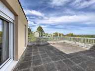 Duplex en dernier étage - Ascenseur - Terrasse — photo 3
