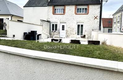 Propriété composée de deux logements  1052 m² de terrain clôturé — photo du bien