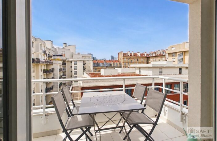 Bécon. 4 pièces moderne avec 3 balcons, 1 cave et 1 parking (2ème en sus). — photo 2