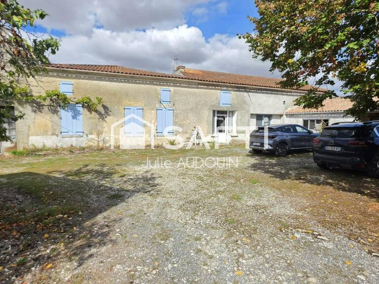 Ensemble à fort potentiel - Maison + dépendances — photo 1