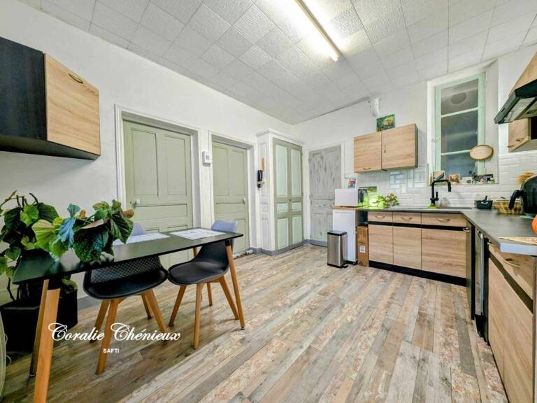 Maison pleine de charme vendue équipée et meublée — photo 1