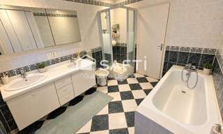 Maison 10 Pièces 237 m² à vendre à Issoudun (36100)