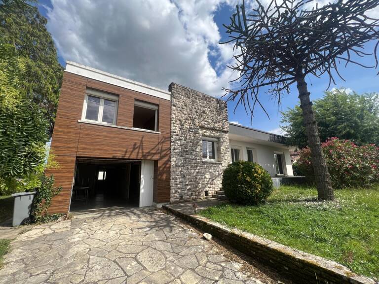 Maison d'architecte à Villeneuve-sur-Lot — photo 1