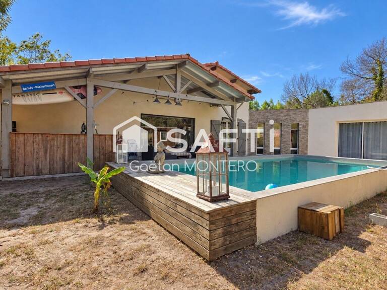 À vendre  Maison familiale à Parentis-en-Born — photo 1