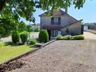 Vente Maison/villa 8 pièces — photo 2