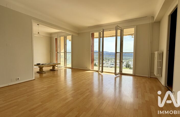 Vente Appartement 4 pièces — photo 2