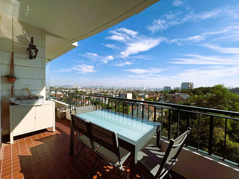 VUE EXCEPTIONNELLE SUR TOUT PARIS - MAGNIFIQUE 3 PIECES DE 8 — photo 1