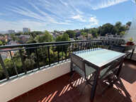VUE EXCEPTIONNELLE SUR TOUT PARIS - MAGNIFIQUE 3 PIECES DE 8 — photo 2